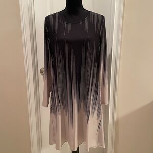 Chic Black and Cream Long Sleeve Dress